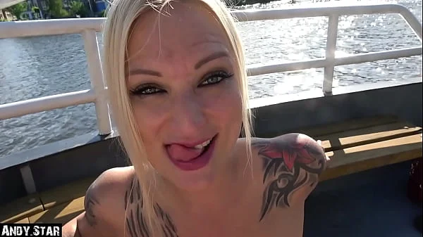 PUBLIC-SEX in Amsterdam mit Blondine