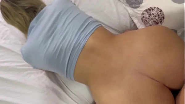 I take my stepdaughter's virginity and she liked it