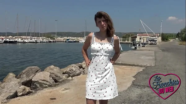 Melany, 23ans, est une grosse perverse