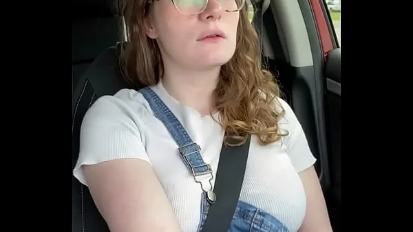 Nerdy Country Girl Rubs Herself in her Car
