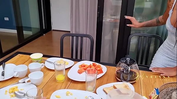 Mariana Martix is unfaithful to her best friend's boyfriend and they cheat on her with a threesome