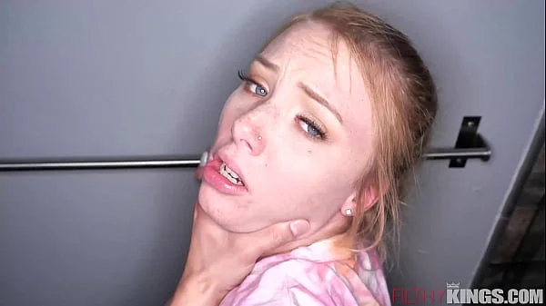 Giving My Masturbating Step-Sis What She Really Wants - Dixie Lynn -