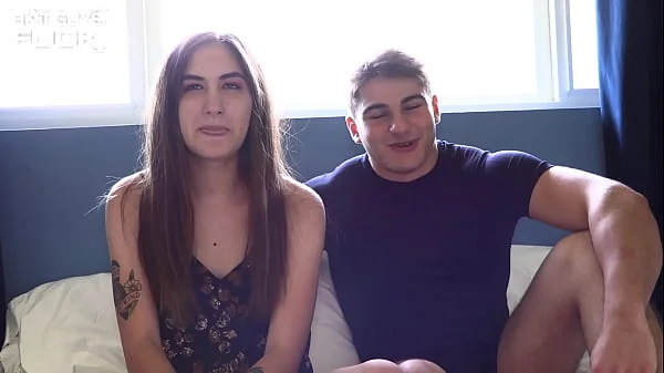 Fit Teen Dustin Scores New PAWG Halle