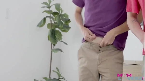 Stepmom Cassie Del Isla Wants Creampie S1-E6