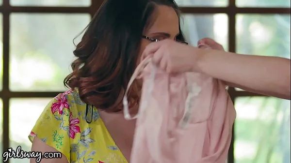 Girlsway Two Sweet Brunettes Anal Fuck Each Other After They Received The Wrong Dress