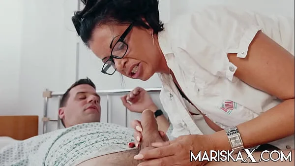 MARISKAX Dacada gets all of her holes stuffed