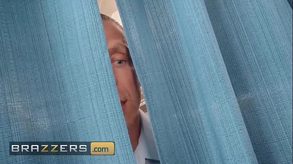 When Pilots Dick Is Not Enough Natasha Nice Decides To Have A Threesome With Lumi Ray & Mick Blue - BRAZZERS