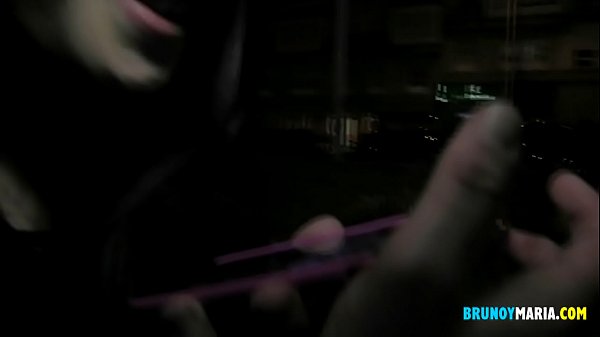 Guapa, Pija y MUY VICIOSA, le gusta humillar Hombres y Mearlos en la Cara. Toda una PUTA en la Cama