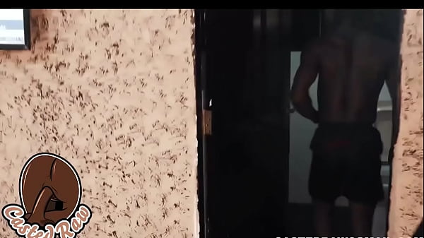 LAGOS hotel waitress cant keep her WET PUSSY after seeing the customer BBC