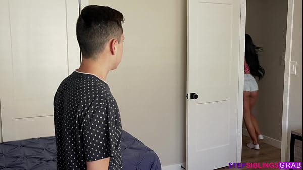 Ryan Reid Her Stepbrother Played Her Wildly