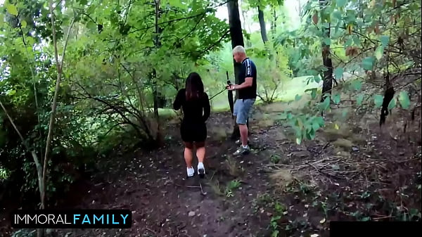 Sara Diamante PEEING in the Rain Turns Into ANAL TABOO THREESOME – IMMORAL FAMILY 4k