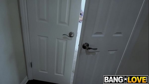 Scarlit Scandal Fucks Her Stepbrother