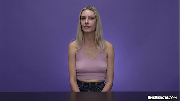 Emily Jade rates my cumshot - She Reacts