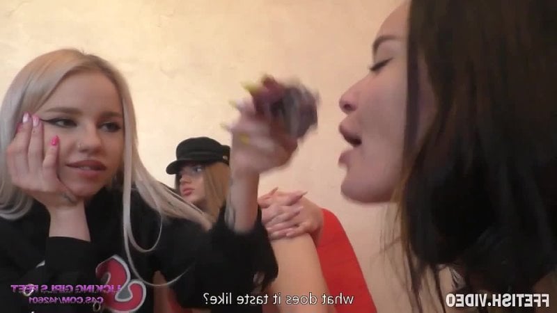 [159] / russian foot domination / femdom, fetish, feet, legs, dominance, humiliation, Russian, slave, socks